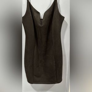 Black dress in the size Large.this dress was never worn!